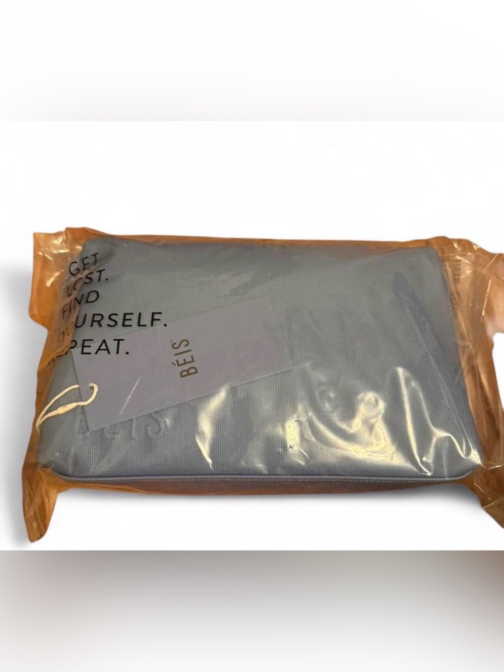 BÉIS the Medium Cosmetic Pouch in Dusty Blue. NWT! Sold out - Picture 3 of 4